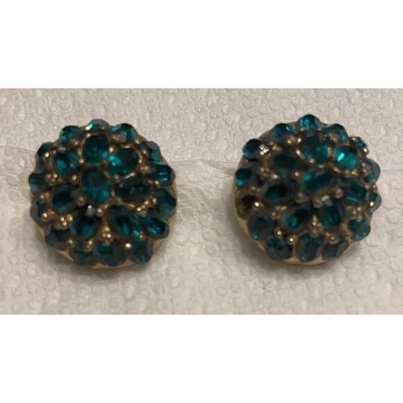 Vintage Emerald Green Sparkling Clip-on Earrings Rhinestones Gold-tone Clusters - Picture 1 of 12